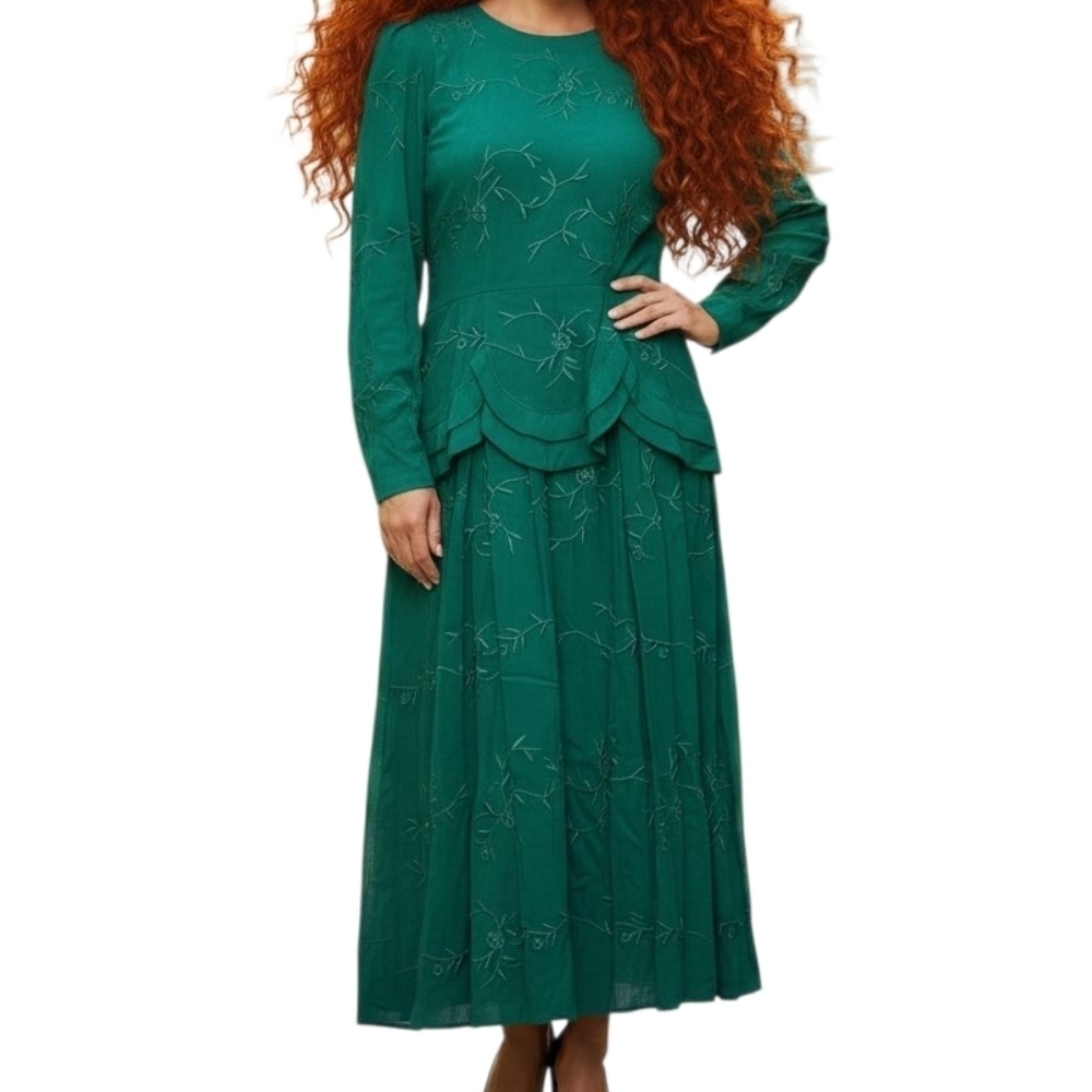 Vintage Kathie Lee Emerald green modest Longsleeve Midi dress